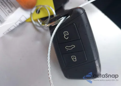 2019 Volkswagen Jetta 1.4T R-Line/1.4T S/1.4T Se from USA, damaged, VIN 3VWC57BU1KM081370